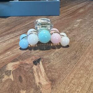 🎉HOST PICK🎉 Pastel Bubbles Hair Clip
